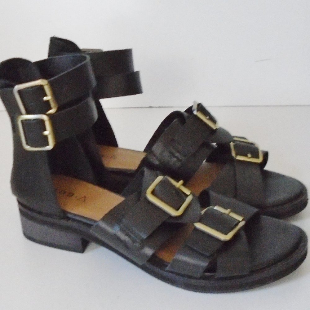 Kelsi Dagger Brooklyn gladiator sandals genuine leather black size 7.5 USA